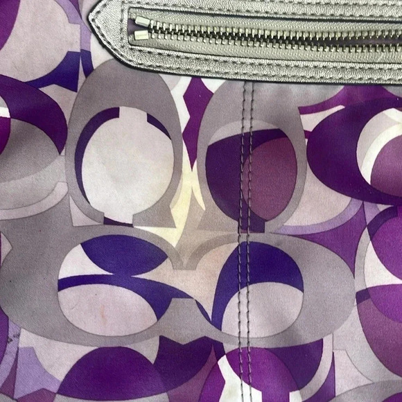 Coach F23939 Daisy Kaleidoscope Print Emma Tote Violet/Purple Multi Y2K - Picture 3 of 9